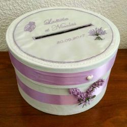 Tirelire ronde personnalisée pour votre mariage avec bouquet de lavande, thème provencal avec vos prénoms et la date de votre ma